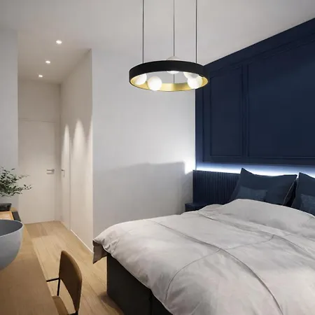 Отель Admiral Hotel 4*