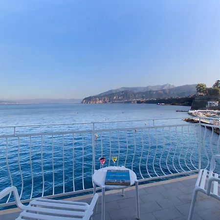 Admiral Hotel Сорренто