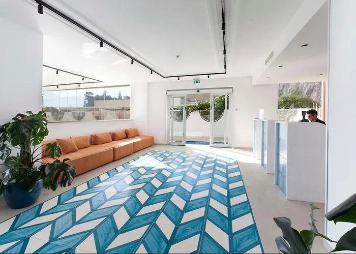 Admiral Отель 4*