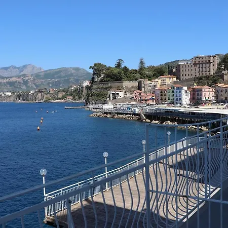 Hotell Admiral Sorrento