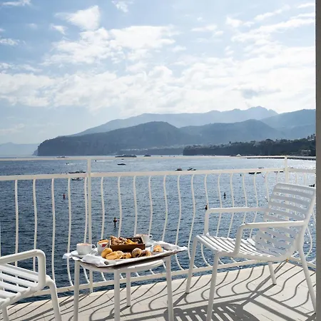 Admiral 4* Sorrento