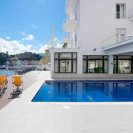 Admiral Hotel Sorrento