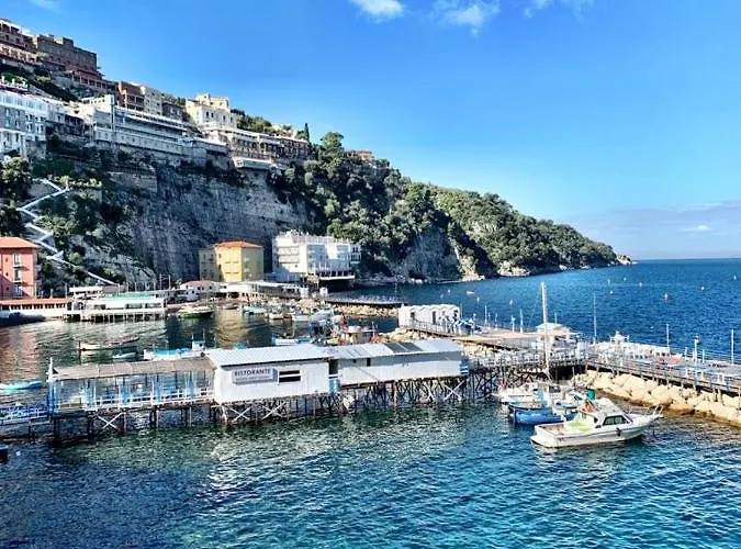 Hotel Admiral Hotel 4*